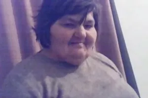 Cuckoldの新郎と彼のガールフレンドの売春宿（スペイン語）