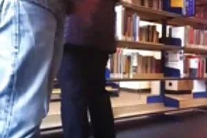 私は私の母親の女装のストレッチャーにファックする