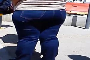 秘書官はテールを増やして増加する